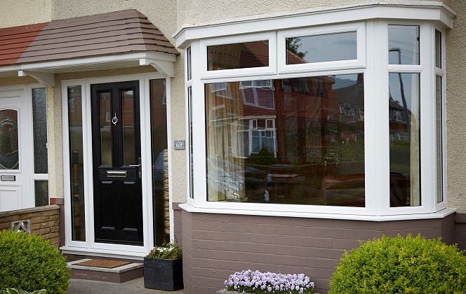 Bay Window Types Explained: Bay, Bow and Walk-In Windows