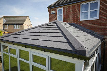 Your COMPLETE guide to the best conservatory roofing options