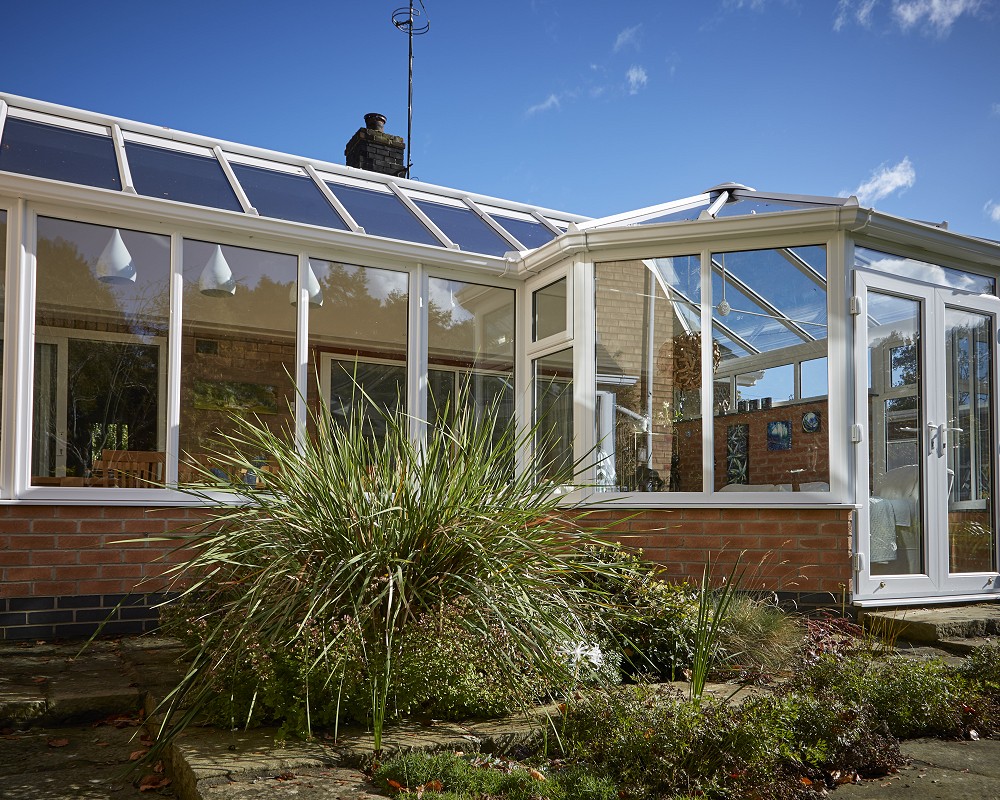 P shaped conservatory