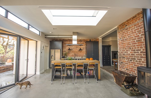 Orangery with bifold doors and roof light