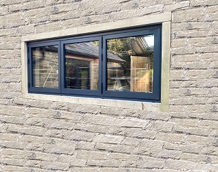 Anthracite grey aluminium bifold window