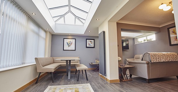 Lantern roof on conservatory