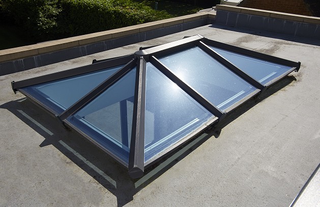 flat roof with lantern, flat roofs with skypods