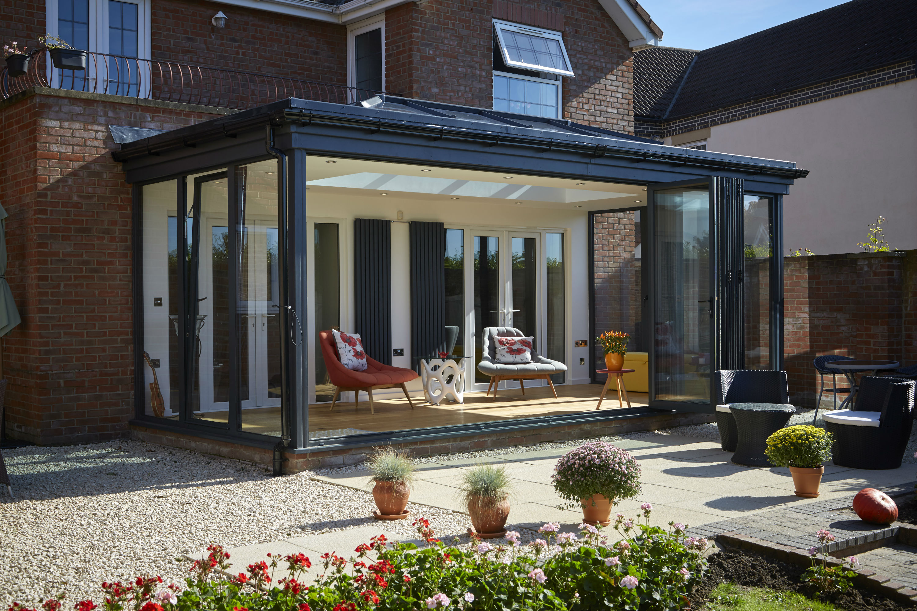 Modern aluminium orangery   EYG