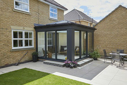 What's the (subtle) difference between orangeries and conservatories?