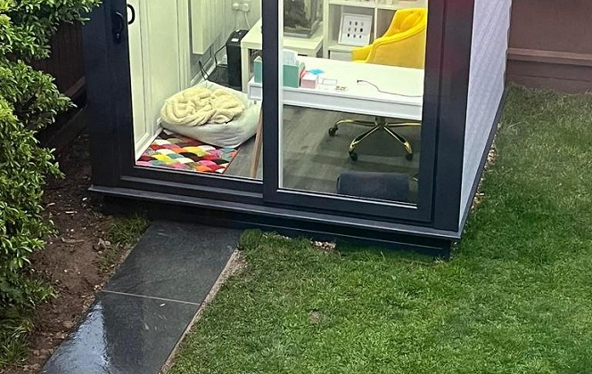 EYG garden room post on Facebook goes viral