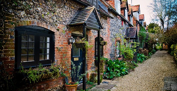 Windows for a period property